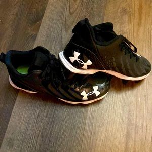 Under Armour Kids Football Cleats